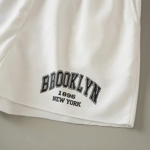 Letter Graphic Drawstring Waist Şort