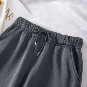 Letter Graphic Drawstring Waist Thermal Lined 4 Mevsim Eşofman