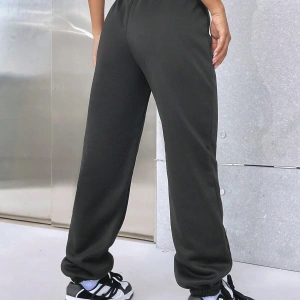 Letter Graphic Elastic Waist 4 Mevsim Eşofman