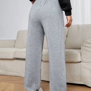 Letter Graphic Elastic Waist 4 Mevsim Eşofman