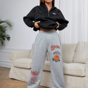 Letter Graphic Elastic Waist 4 Mevsim Eşofman