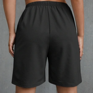 Letter Graphic Knot Waist Track Şort