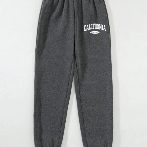 Letter Graphic Thermal Lined 4 Mevsim Eşofman