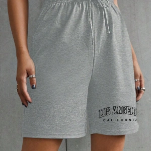 Letter Graphic Tie Front Track Şort