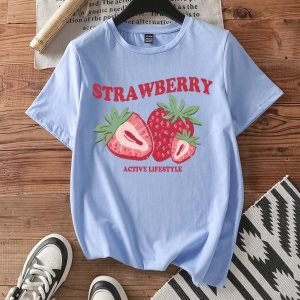 Loose Casual Strawberry English Logo Yuvarlak Yaka Kısa Kollu Tişört Kadınlar İçin,