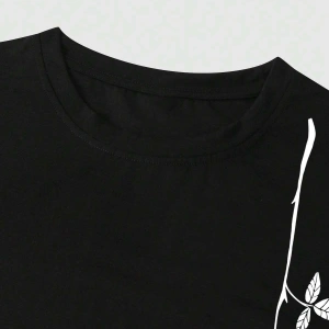 Manfinity Homme 2 Adet/Takım Erkek Çiçek Desenli Tişört Ve Şort Takımı