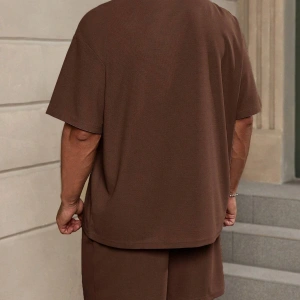 Manfinity Homme Erkek Düz Bol Kesim Bel Şortu