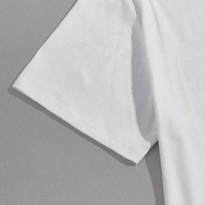 Manfinity Homme Erkek Grafik Tişört ve Şort Takımı