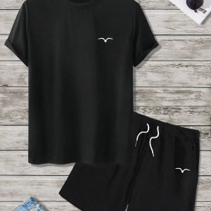 Manfinity Homme Erkek Grafik Tişört ve Şort Takımı