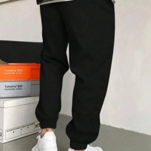 Manfinity Homme Erkek Harf Grafik İpli Bel Eşofman Altı