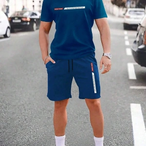 Manfinity Homme Erkek Harfli Grafik Bel Şortu Tişört ve Şort Takımı