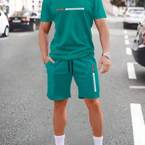 Manfinity Homme Erkek Harfli Grafik Bel Şortu Tişört ve Şort Takımı