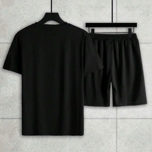 Manfinity Homme Erkek Yazlık Mektup Baskılı Yuvarlak Tişört ve Şort Takımı