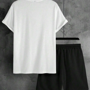 Manfinity Homme Erkek Yazlık Mektup Baskılı Yuvarlak Tişört ve Şort Takımı