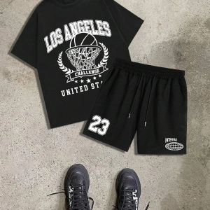 Manfinity Hypemode 2 Adet/Takım Örme Erkek Kısa Kollu Tişört Ve Şort Takımı