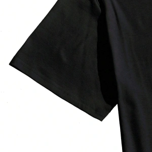 Manfinity Hypemode Erkek Baskılı Kısa Kollu Tişört Ve Şort Takımı