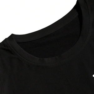 Manfinity Hypemode Erkek Baskılı Kısa Kollu Tişört Ve Şort Takımı