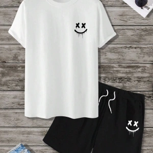 Manfinity Hypemode Erkek Baskılı Kısa Kollu Tişört Ve Şort Takımı