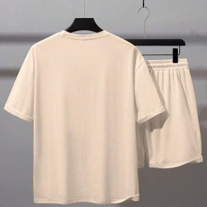 Manfinity Hypemode Erkek Bol Kesim Günlük Harf Baskılı Tişört Ve Şort Takımı