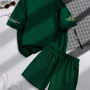 Manfinity Hypemode Erkek Fitted Tişört Ve Şort Takımı Minimalist Moda Günlük Giyim