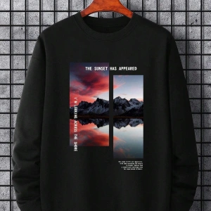 Manfinity Hypemode Mountain & Slogan Graphic Sweatshirt Siyah