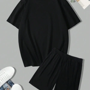 Manfinity LEGND Erkek Tatil Komik Karikatür Tavşan Baskılı Kısa Kollu Tişört Ve Şort Takımı