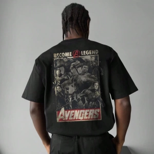 Marvel Erkek Minimalist Marvel Rust Grafik Baskılı Yuvarlak Yaka Kısa Kollu Siyah Tişört, Yaz