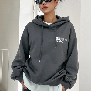 Mektup Grafik Damla Omuz İpli Kapüşonlu Üst Gri