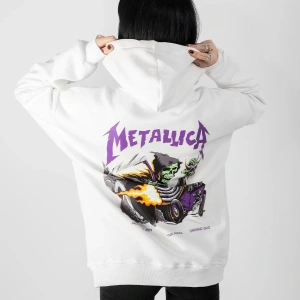 Metallica Mor Sırt Baskılı Beyaz Oversize Kapüşonlu