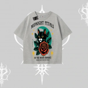 Midnight Petals Kedi Baskılı Oversize Tshirt