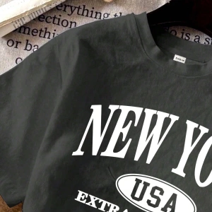 Okula Dönüş New York Rahat Harfli Grafik Düzenli Yuvarlak Yaka Kısa Kollu Kadın Ti