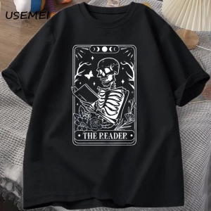 Okuyucu Tarot kartı T-Shirt iskelet okuma T Shirt yaz pamuk kitap sevgilisi Bookish Tshirt er
