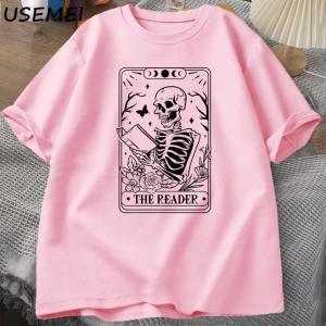 Okuyucu Tarot kartı T-Shirt iskelet okuma T Shirt yaz pamuk kitap sevgilisi Bookish Tshirt er