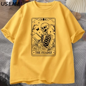 Okuyucu Tarot kartı T-Shirt iskelet okuma T Shirt yaz pamuk kitap sevgilisi Bookish Tshirt er
