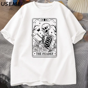 Okuyucu Tarot kartı T-Shirt iskelet okuma T Shirt yaz pamuk kitap sevgilisi Bookish Tshirt er
