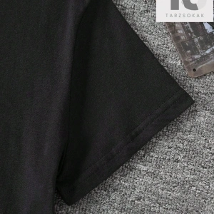 Örümcek Ve Harf Baskılı Erkek Tişört