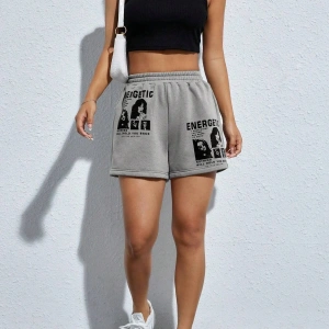 PETITE Figure & Slogan Graphic Track Şort