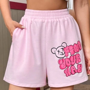 Qutie Slogan & Cartoon Graphic Slant Pocket Track Şort