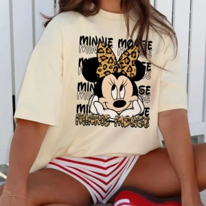 Retro Cute bear