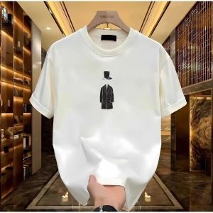 Şapkalı Adam Baskılı Beyaz Erkek