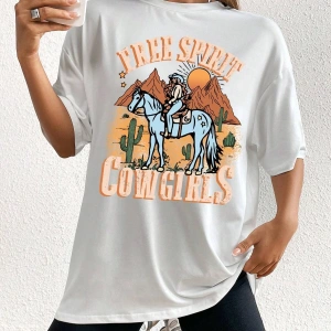 Şekil ve Harf Grafikli Düşük Omuzlu Tişört