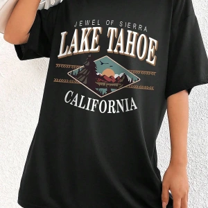 Şekil ve Harf Grafikli Düşük Omuzlu Tişört