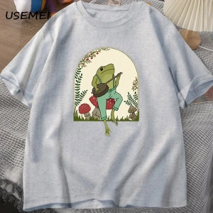 Sevimli Cottagecore T-shirt Estetik Kurbağa Mantar üzerinde Banjo Oynarken TErkekler  2827