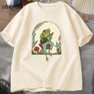 Sevimli Cottagecore T-shirt Estetik Kurbağa Mantar üzerinde Banjo Oynarken TErkekler  2827