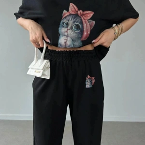 Sevimli Minik Kedi Eşofman Altı Ve T-shirt - Jogger Tişört Alt Üst Eşofman Takımı B