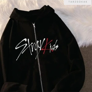 Siyah Baskılı Kışlık Oversize Kapüşonlu Fermuarlı Cep Detaylı