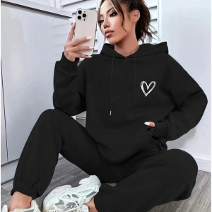 Siyah Kalp Dijital Baskılı Kışlık UNİSEX Eşofman Takımı