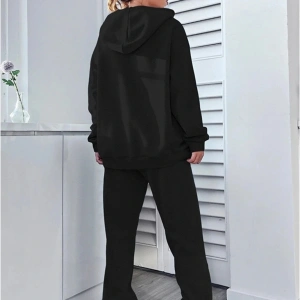 Siyah Kalp Dijital Baskılı Kışlık UNİSEX Eşofman Takımı