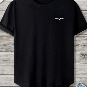 Siyah Minimal Baskılı Unisex Basic Tshirt