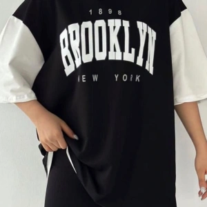 Siyah Oversize Çift Renk Brooklyn Baskılı Unisex Tshirtt